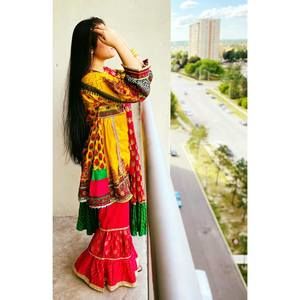 Meet your Posher, Maha